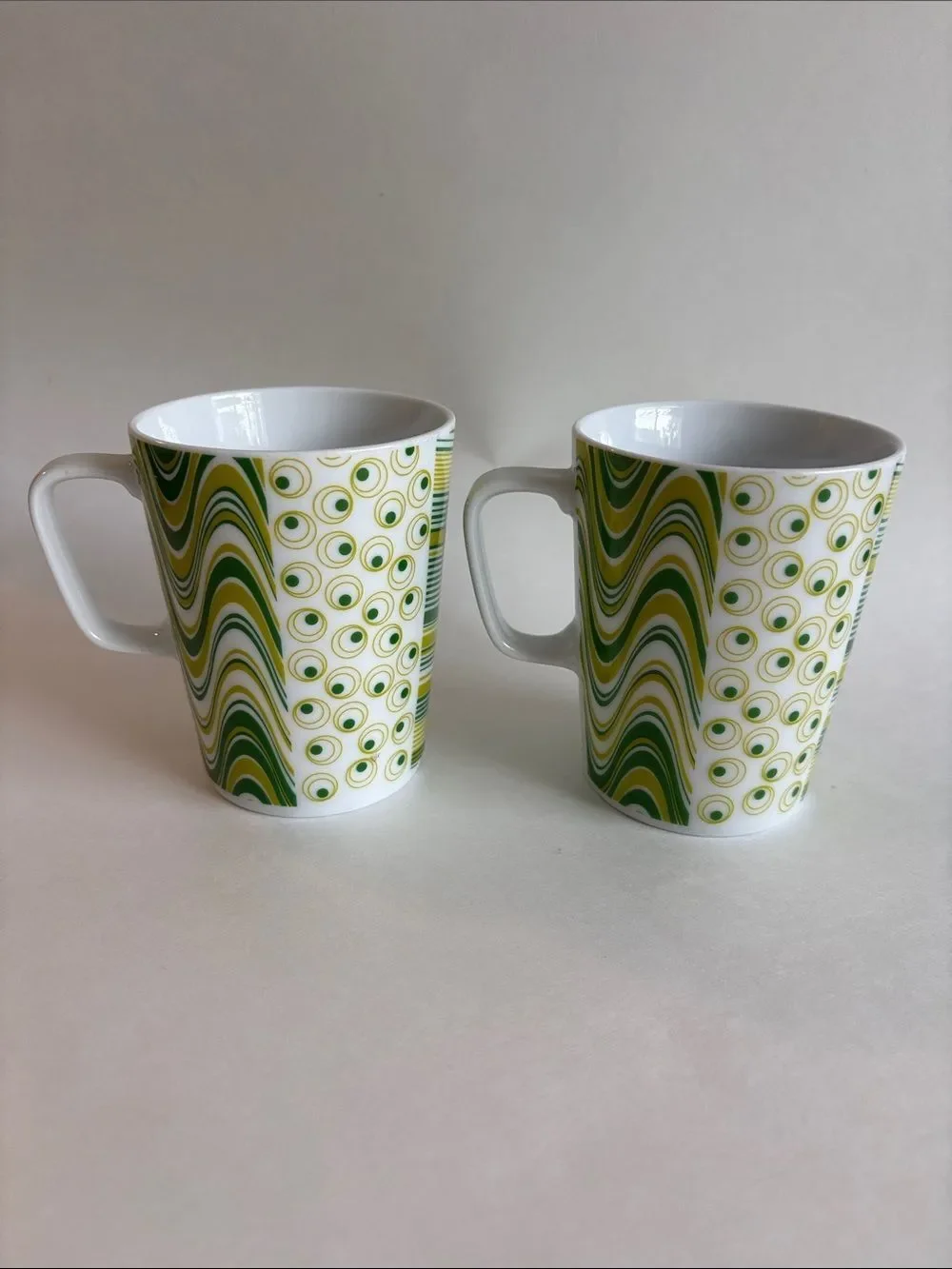 IKEA Green White Floral Geometric Vintage Style Ceramic Coffee Cups Set Of 2